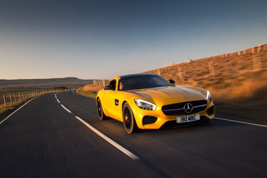  Mercedes-AMG GT S 2015 года  (UK) (фото 2 из 30)